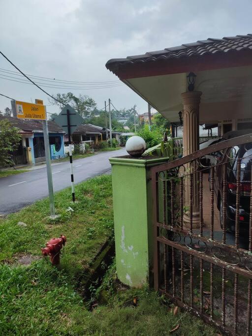 Mai Kkb Homestay In Kuala Kubu Bharu Taman Juta 외부 사진